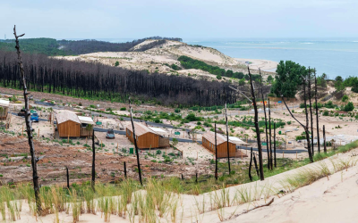 Dune du Pilat fascine visiteurs entre océan infini et pinède