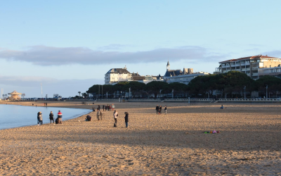 Arcachon, ses plages mythiques entre chiffres record et secrets iodés